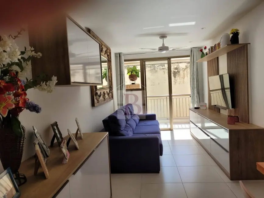 Apartamento com 3 quartos à venda, 127m2 em Icaraí, Niteroi - RJ - imagem 3 Foto 3 de Apartamento com 3 quartos à venda, 127m2 em Icaraí, Niteroi - RJ