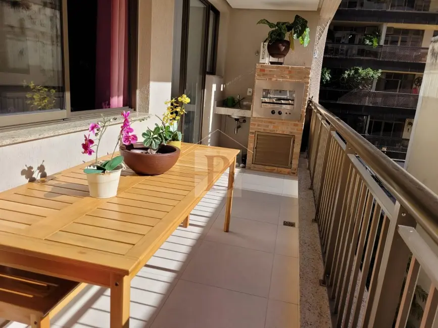 Apartamento com 3 quartos à venda, 127m2 em Icaraí, Niteroi - RJ - imagem 5 Foto 5 de Apartamento com 3 quartos à venda, 127m2 em Icaraí, Niteroi - RJ