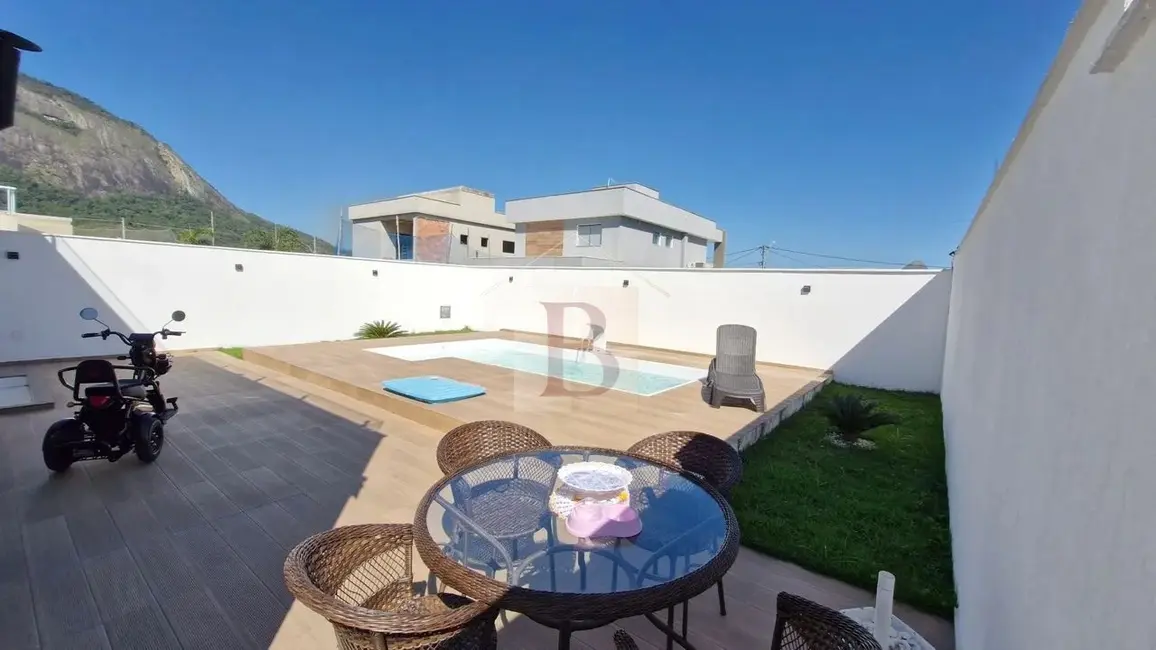 Foto 3 de Casa com 4 quartos à venda, 240m2 em Inoã (Inoã), Marica - RJ