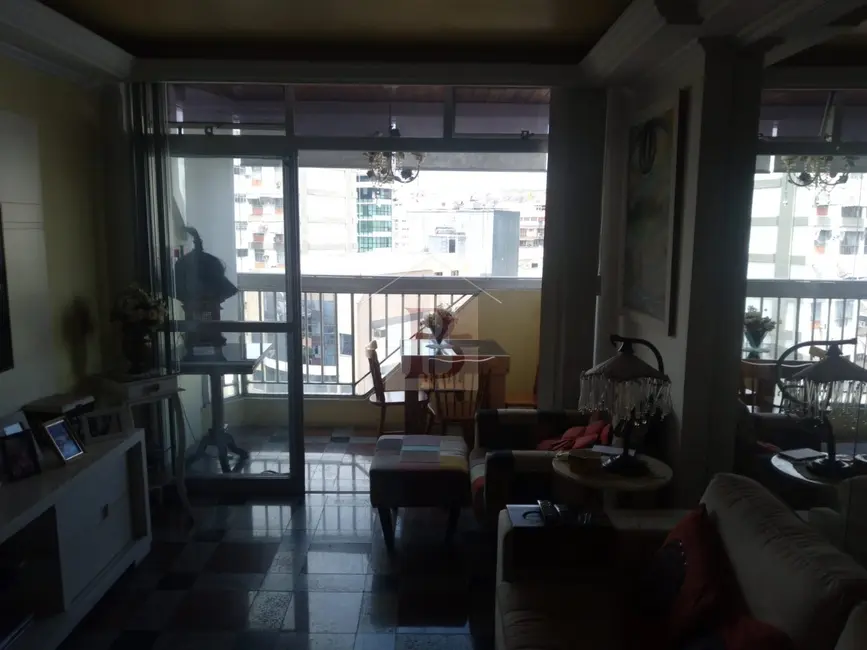 Apartamento com 3 quartos à venda, 165m2 em Icaraí, Niteroi - RJ - imagem 5 Foto 5 de Apartamento com 3 quartos à venda, 165m2 em Icaraí, Niteroi - RJ