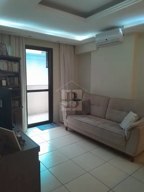 Foto 2 de Apartamento com 2 quartos à venda, 60m2 em Centro, Niteroi - RJ