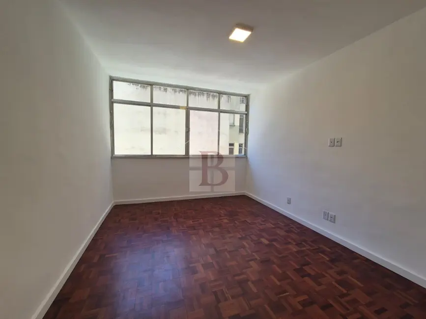 Apartamento com 3 quartos à venda, 70m2 em Icaraí, Niteroi - RJ - imagem 7 Foto 7 de Apartamento com 3 quartos à venda, 70m2 em Icaraí, Niteroi - RJ