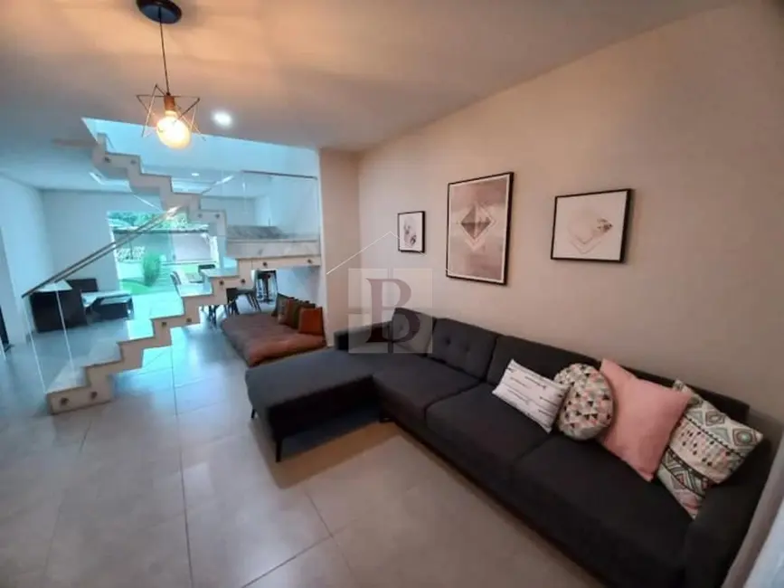 Foto 1 de Casa com 3 quartos à venda, 220m2 em Recanto de Itaipuaçu (Itaipuaçu), Marica - RJ