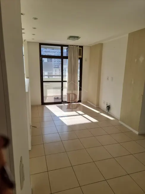 Foto 2 de Apartamento com 2 quartos à venda, 75m2 em Icaraí, Niteroi - RJ