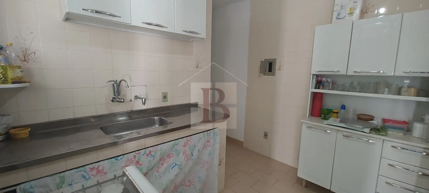 Sítio / Rancho com 4 quartos à venda, 6000m2 em Rio do Ouro, Sao Goncalo - RJ - imagem 8 Foto 8 de Sítio / Rancho com 4 quartos à venda, 6000m2 em Rio do Ouro, Sao Goncalo - RJ