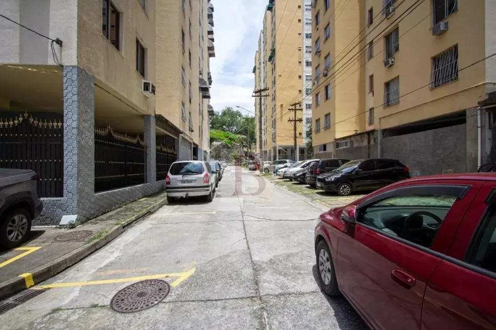 Foto 1 de Apartamento com 2 quartos à venda, 60m2 em Alcântara, Sao Goncalo - RJ