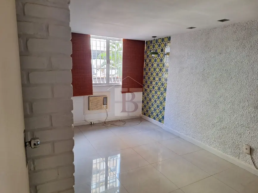 Apartamento com 3 quartos à venda, 106m2 em Icaraí, Niteroi - RJ - imagem 3 Foto 3 de Apartamento com 3 quartos à venda, 106m2 em Icaraí, Niteroi - RJ