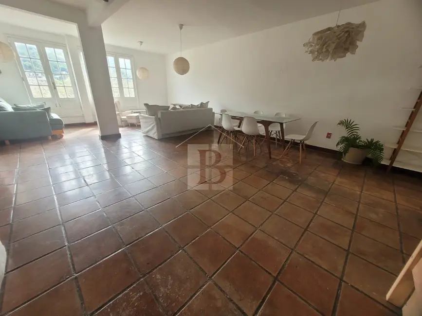 Foto 4 de Casa com 3 quartos à venda, 190m2 em São Francisco, Niteroi - RJ