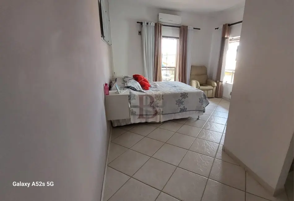 Foto 8 de Casa com 3 quartos à venda, 187m2 em Tribobó, Sao Goncalo - RJ