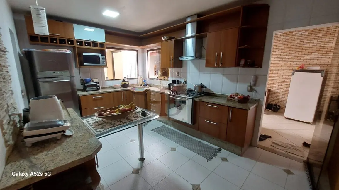 Foto 6 de Casa com 3 quartos à venda, 187m2 em Tribobó, Sao Goncalo - RJ