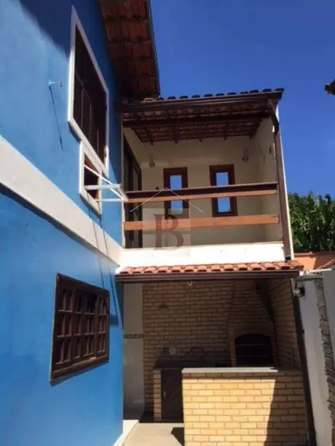 Casa de Condomínio com 3 quartos à venda, 150m2 em Maria Paula, Sao Goncalo - RJ - imagem 4 Foto 4 de Casa de Condomínio com 3 quartos à venda, 150m2 em Maria Paula, Sao Goncalo - RJ