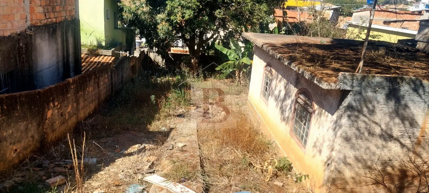 Foto 5 de Terreno / Lote à venda, 360m2 em Contagem - MG