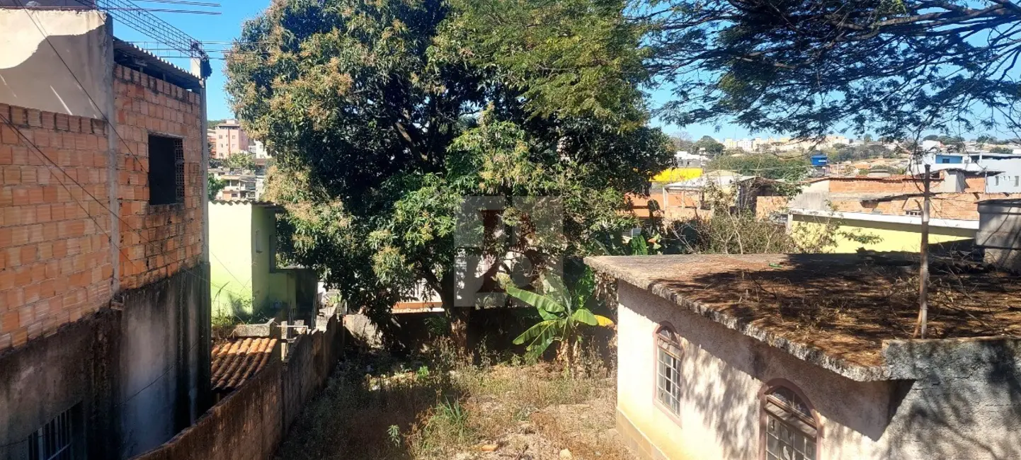 Foto 6 de Terreno / Lote à venda, 360m2 em Contagem - MG