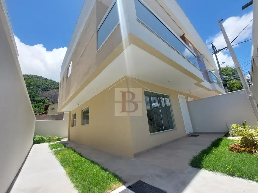 Foto 4 de Casa com 3 quartos à venda, 150m2 em Piratininga, Niteroi - RJ