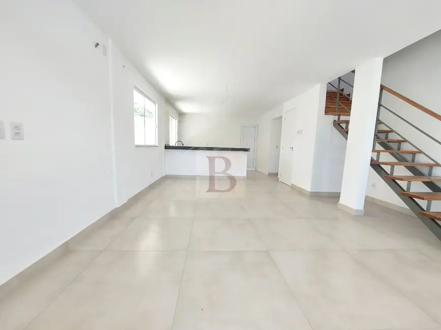 Foto 6 de Casa com 3 quartos à venda, 150m2 em Piratininga, Niteroi - RJ