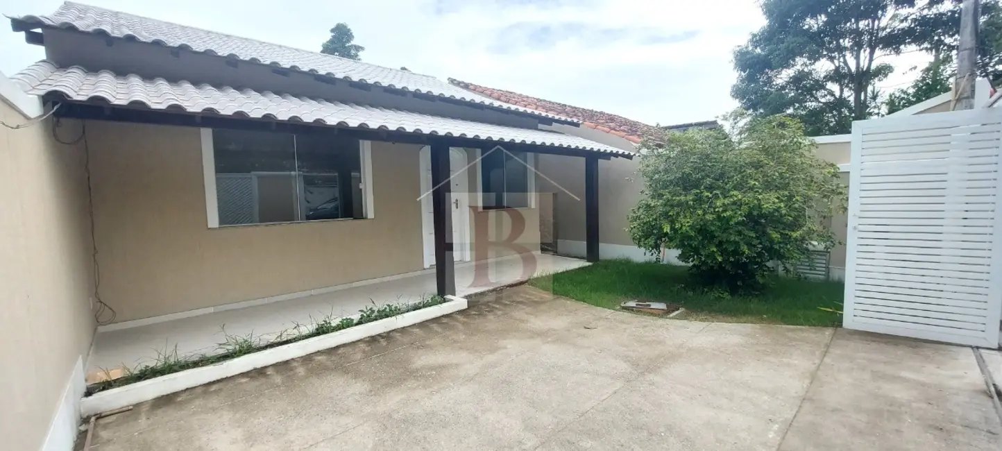 Foto 2 de Casa com 2 quartos à venda, 100m2 em Piratininga, Niteroi - RJ