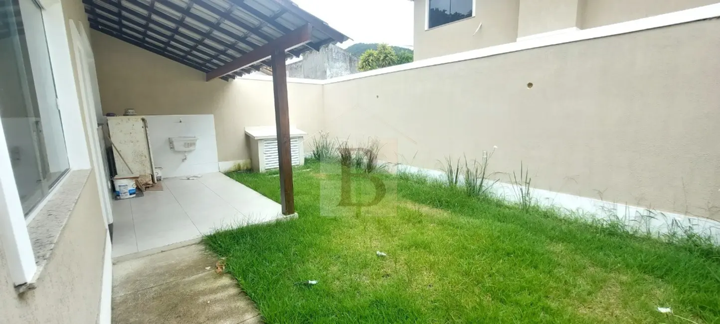Foto 8 de Casa com 2 quartos à venda, 100m2 em Piratininga, Niteroi - RJ