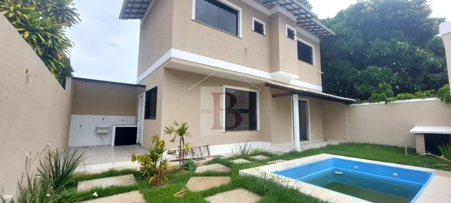 Foto 1 de Casa com 2 quartos à venda, 100m2 em Piratininga, Niteroi - RJ