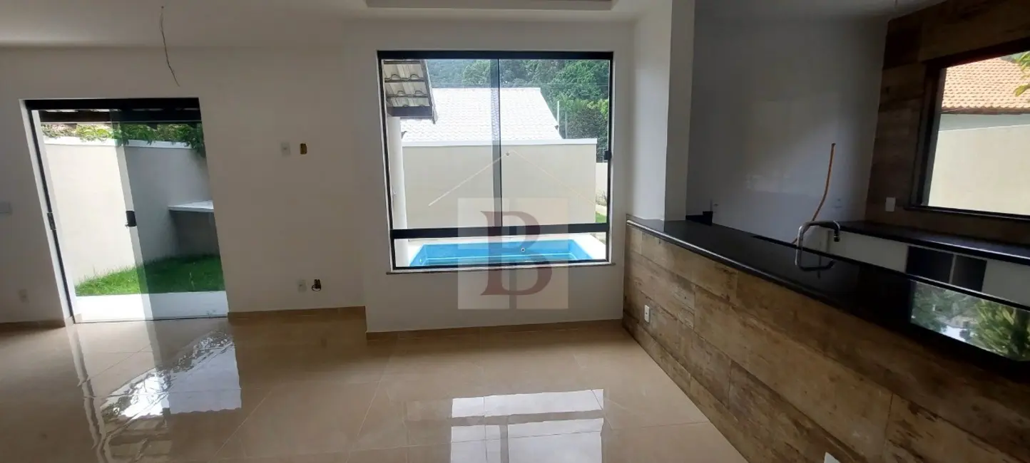 Foto 5 de Casa com 2 quartos à venda, 100m2 em Piratininga, Niteroi - RJ