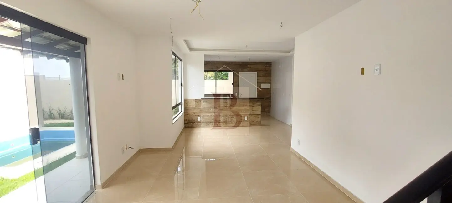 Foto 6 de Casa com 2 quartos à venda, 100m2 em Piratininga, Niteroi - RJ
