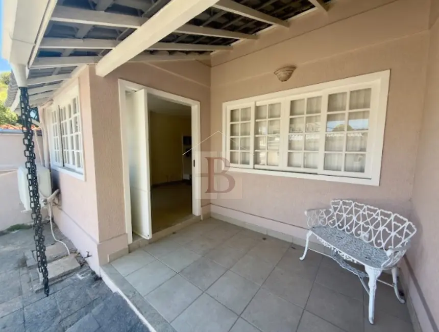 Foto 5 de Casa com 4 quartos à venda, 392m2 em Piratininga, Niteroi - RJ