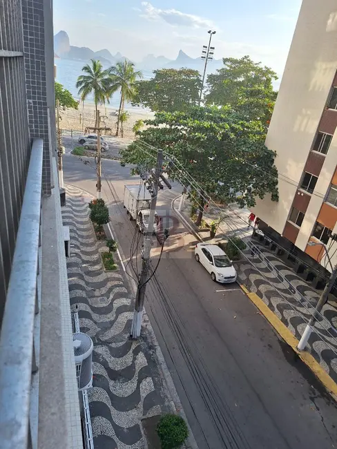 Apartamento com 4 quartos à venda, 198m2 em Icaraí, Niteroi - RJ - imagem 6 Foto 6 de Apartamento com 4 quartos à venda, 198m2 em Icaraí, Niteroi - RJ