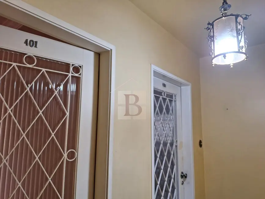 Apartamento com 4 quartos à venda, 198m2 em Icaraí, Niteroi - RJ - imagem 5 Foto 5 de Apartamento com 4 quartos à venda, 198m2 em Icaraí, Niteroi - RJ