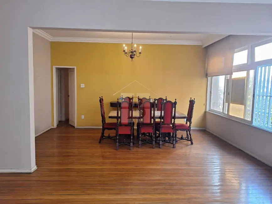 Apartamento com 4 quartos à venda, 198m2 em Icaraí, Niteroi - RJ - imagem 3 Foto 3 de Apartamento com 4 quartos à venda, 198m2 em Icaraí, Niteroi - RJ