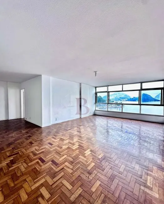 Apartamento com 4 quartos à venda, 235m2 em Icaraí, Niteroi - RJ - imagem 7 Foto 7 de Apartamento com 4 quartos à venda, 235m2 em Icaraí, Niteroi - RJ