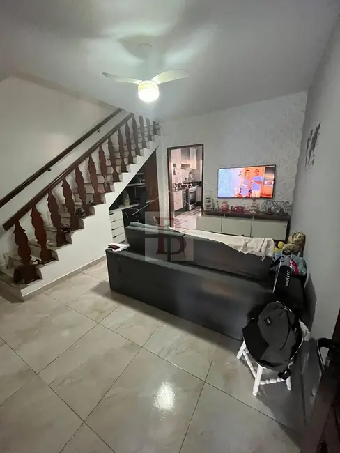 Foto 2 de Casa com 2 quartos à venda, 240m2 em Porto Velho, Sao Goncalo - RJ