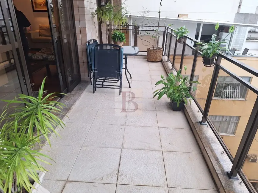 Foto 2 de Apartamento com 4 quartos à venda, 256m2 em Icaraí, Niteroi - RJ