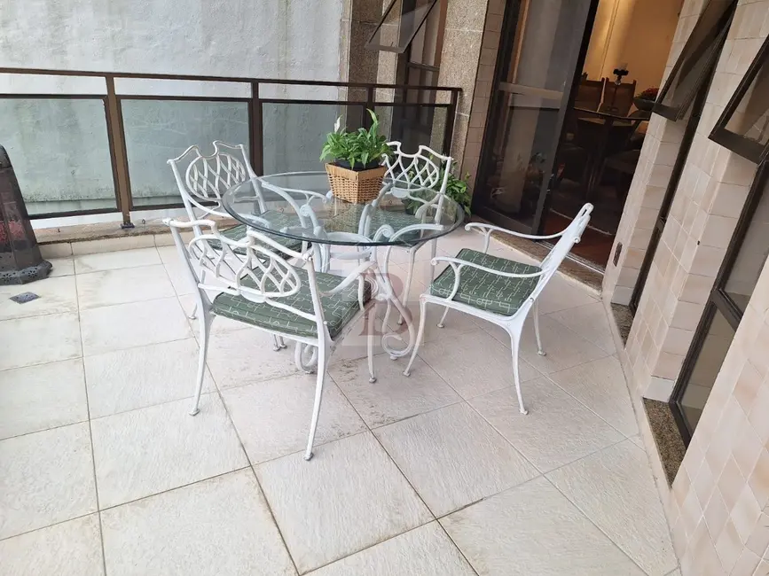 Foto 6 de Apartamento com 4 quartos à venda, 256m2 em Icaraí, Niteroi - RJ