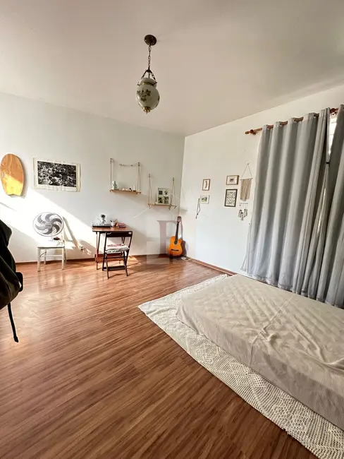 Casa com 4 quartos à venda, 289m2 em Santa Rosa, Niteroi - RJ - imagem 9 Foto 9 de Casa com 4 quartos à venda, 289m2 em Santa Rosa, Niteroi - RJ