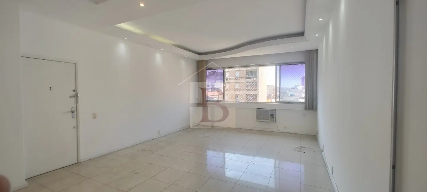 Apartamento com 3 quartos à venda, 132m2 em Laranjeiras, Rio De Janeiro - RJ - imagem 5 Foto 5 de Apartamento com 3 quartos à venda, 132m2 em Laranjeiras, Rio De Janeiro - RJ