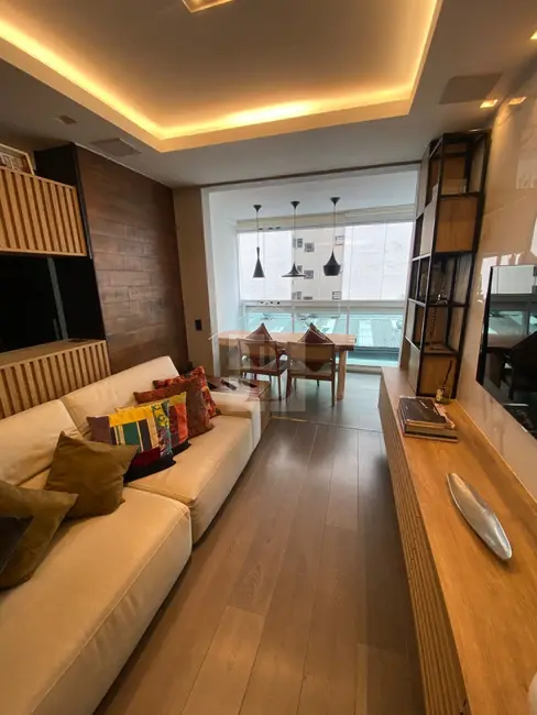 Foto 2 de Apartamento com 2 quartos à venda, 92m2 em Icaraí, Niteroi - RJ