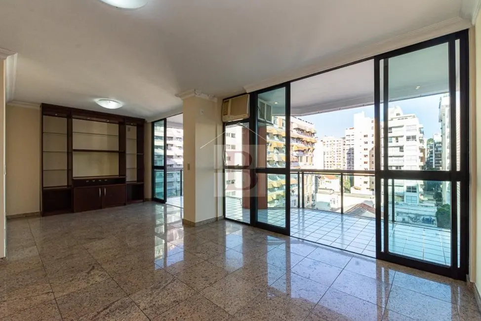Foto 3 de Apartamento com 3 quartos à venda, 150m2 em Icaraí, Niteroi - RJ