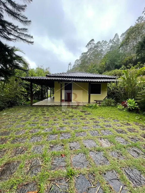 Sítio / Rancho com 2 quartos à venda, 22000m2 em Lumiar, Nova Friburgo - RJ - imagem 3 Foto 3 de Sítio / Rancho com 2 quartos à venda, 22000m2 em Lumiar, Nova Friburgo - RJ