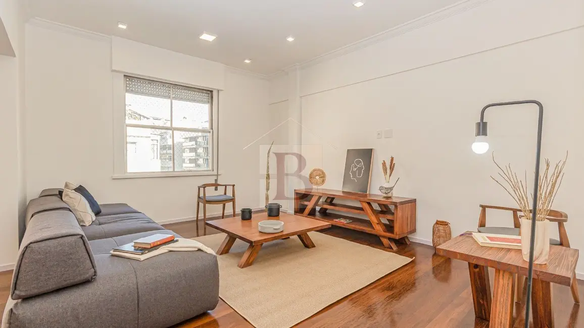 Apartamento com 2 quartos à venda, 139m2 em Copacabana, Rio De Janeiro - RJ - imagem 1 Foto 1 de Apartamento com 2 quartos à venda, 139m2 em Copacabana, Rio De Janeiro - RJ