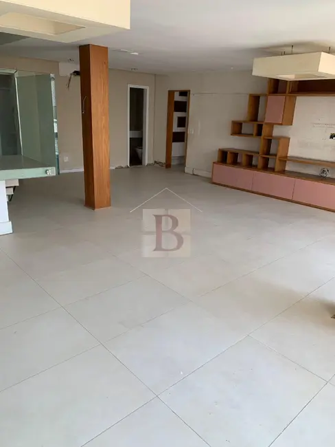 Foto 6 de Apartamento com 3 quartos à venda, 221m2 em Icaraí, Niteroi - RJ