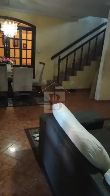 Foto 5 de Casa com 4 quartos à venda, 360m2 em Mutuá, Sao Goncalo - RJ