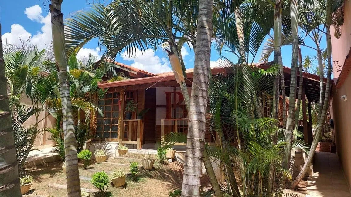 Foto 1 de Casa com 4 quartos à venda, 160m2 em Contagem - MG