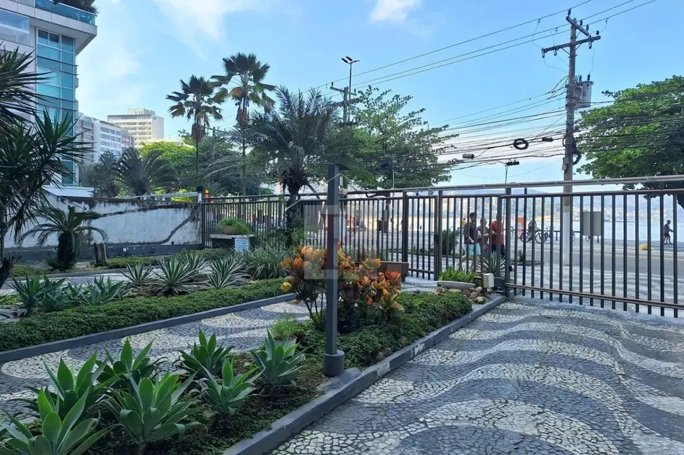 Foto 2 de Apartamento com 3 quartos à venda, 100m2 em Icaraí, Niteroi - RJ