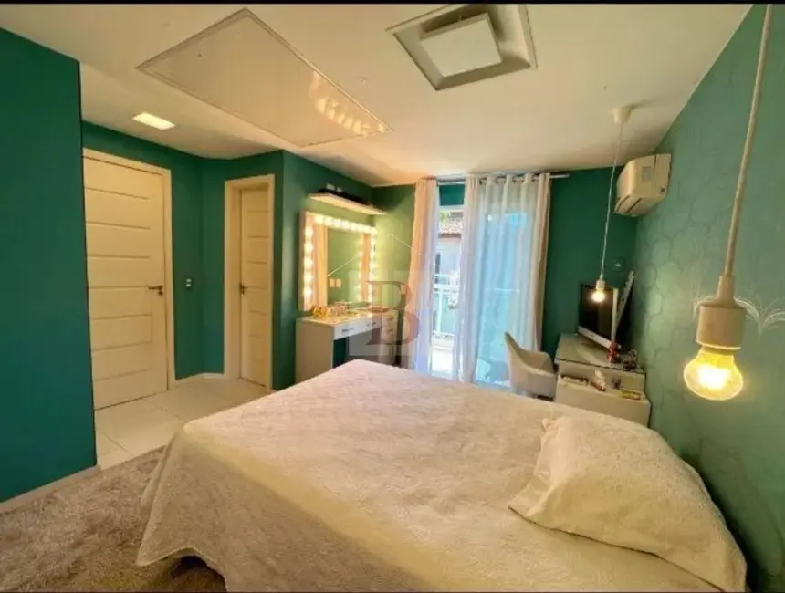 Foto 6 de Casa de Condomínio com 3 quartos à venda, 180m2 em Camboinhas, Niteroi - RJ