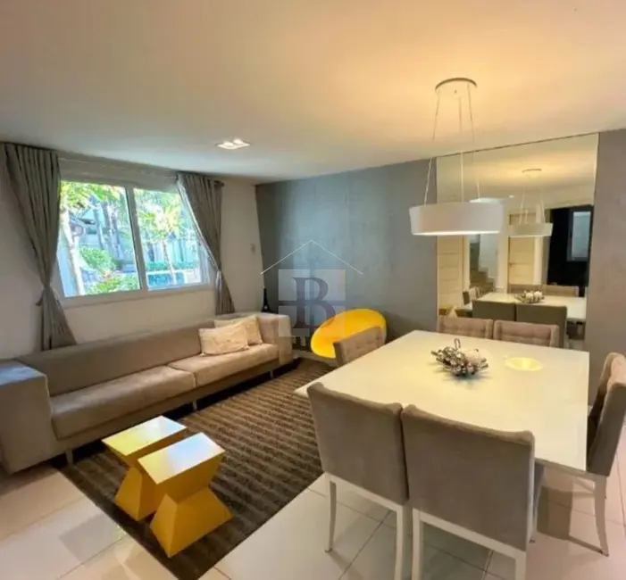 Foto 2 de Casa de Condomínio com 3 quartos à venda, 180m2 em Camboinhas, Niteroi - RJ