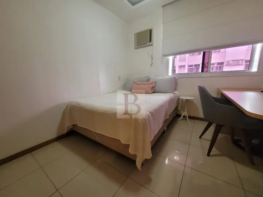Foto 5 de Apartamento com 4 quartos à venda, 145m2 em Icaraí, Niteroi - RJ