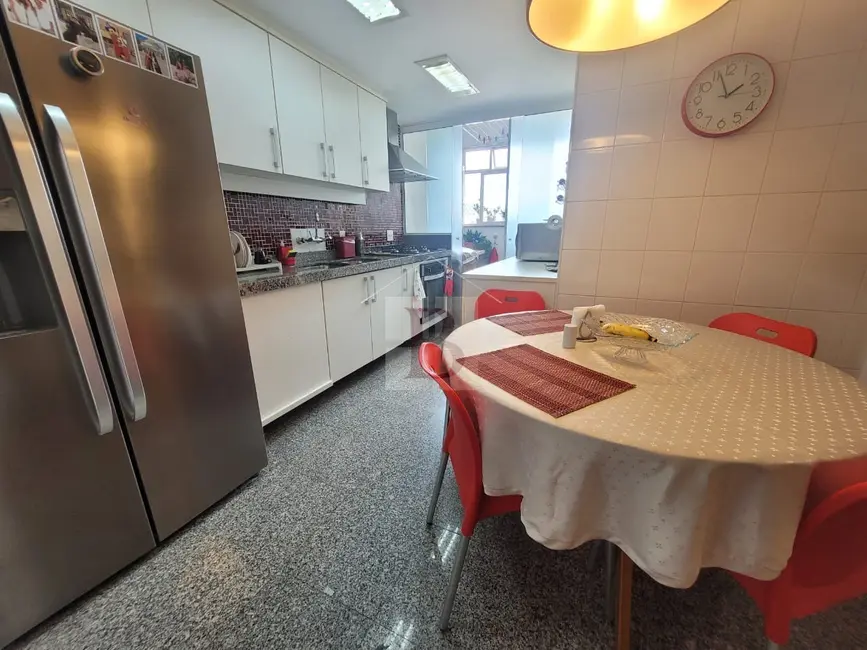 Foto 4 de Apartamento com 4 quartos à venda, 145m2 em Icaraí, Niteroi - RJ