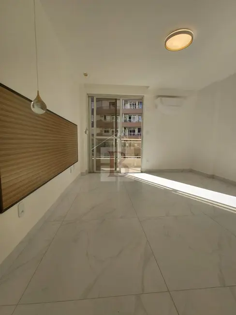 Foto 4 de Apartamento com 3 quartos à venda, 120m2 em Icaraí, Niteroi - RJ