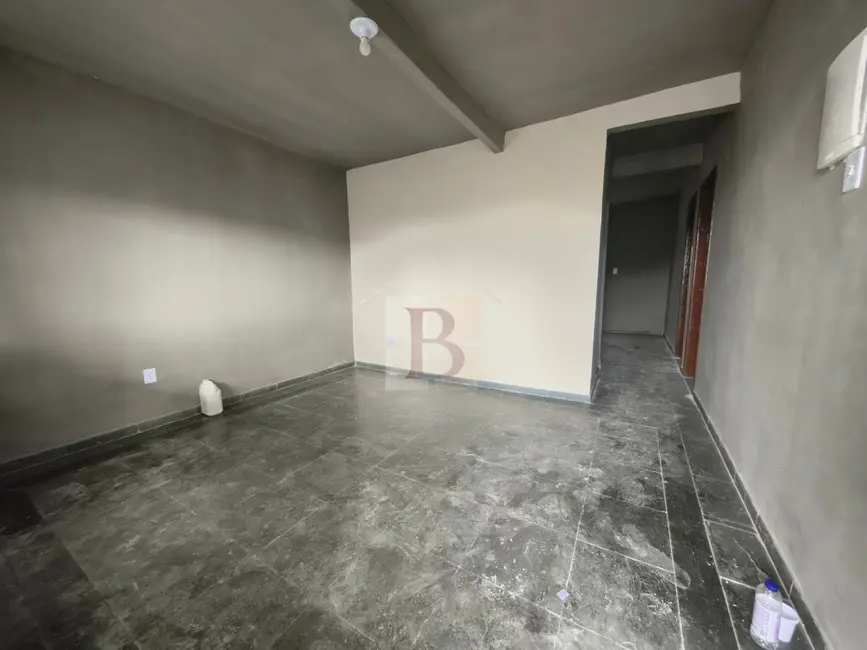 Foto 4 de Casa de Condomínio com 3 quartos à venda, 120m2 em Sao Goncalo - RJ
