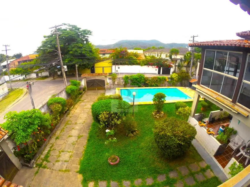 Foto 1 de Casa com 3 quartos à venda, 190m2 em Engenho do Mato, Niteroi - RJ