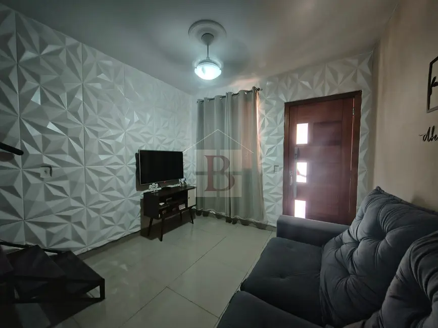 Foto 4 de Casa de Condomínio com 2 quartos à venda, 90m2 em Jóquei Clube, Sao Goncalo - RJ